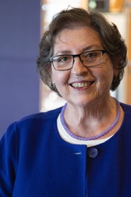 Dr. Cheryl Elhammoumi